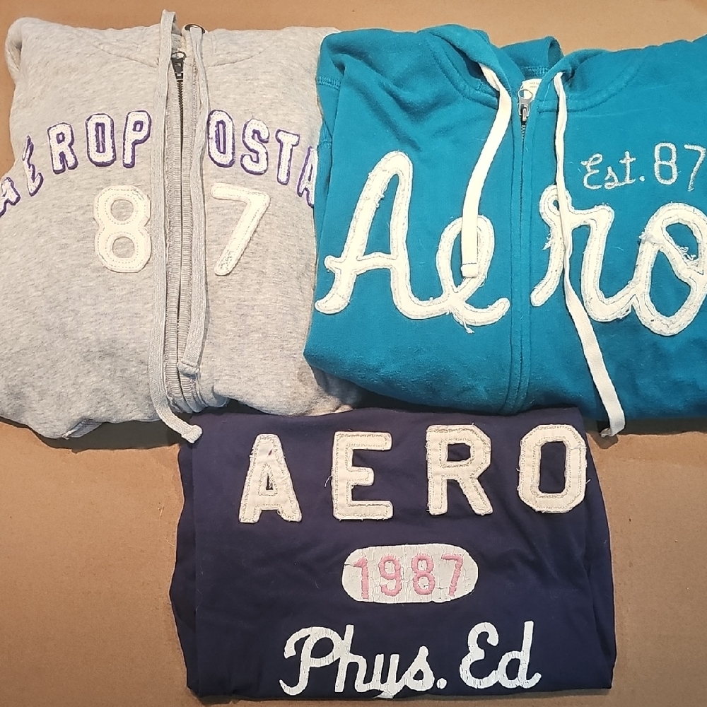 XLarge Aeropostale T-shirt and Zipped Hoodie Bundle